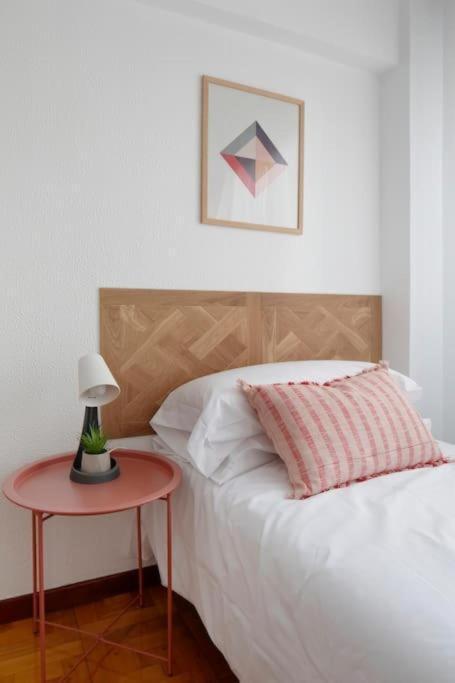 Apartamento Maura 2 Dormitorios Oviedo Luaran gambar
